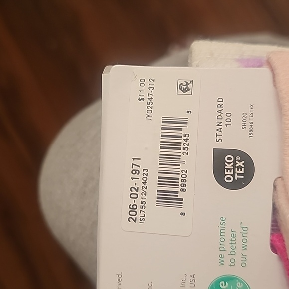 CARTER'S baby socks. Size 3-12mnths. NWT! - Picture 3 of 3